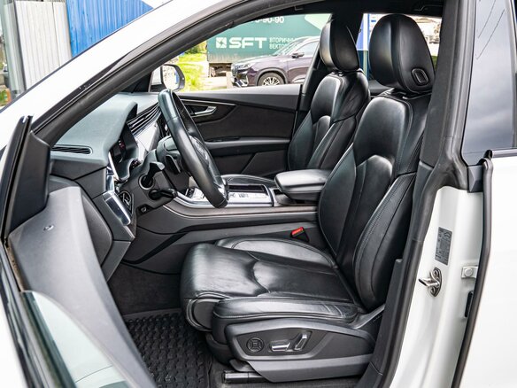 2018 Audi Q8 55 TFSI I (4M), белый - вид 9