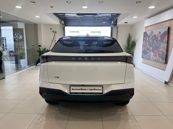 2026 Omoda C5 I Рестайлинг, белый, 2482000 рублей - вид 4