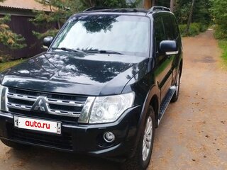 2013 Mitsubishi Pajero IV Рестайлинг 1, чёрный, 2070000 рублей, вид 2