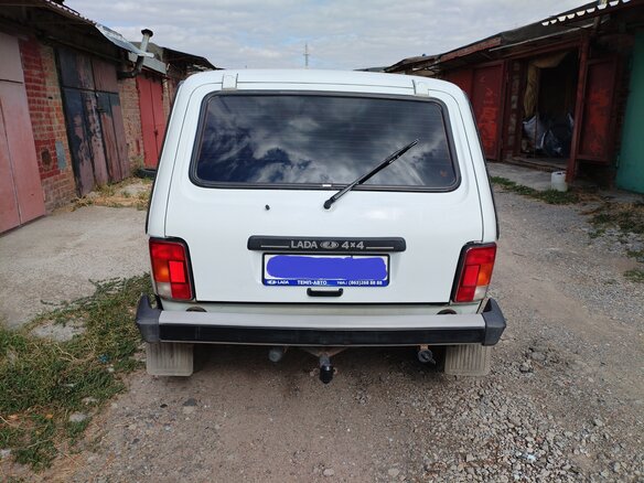2014 Lada (ВАЗ) 2121 (4x4) I Рестайлинг, белый, 505000 рублей - вид 4