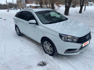 2018 Lada (ВАЗ) Vesta SW I, белый, 1200000 рублей, вид 3