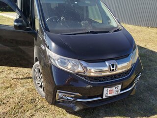 2016 Honda Stepwgn V, чёрный, 2200000 рублей, вид 3