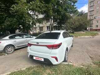 2019 Kia Rio IV, белый, 610000 рублей, вид 4
