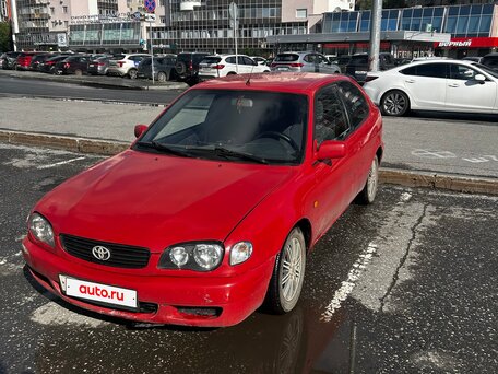 1999 Toyota Corolla VIII (E110) Рестайлинг, красный, 275000 рублей, вид 1