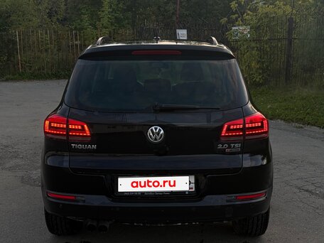 2016 Volkswagen Tiguan I Рестайлинг, чёрный, 1720000 рублей, вид 4