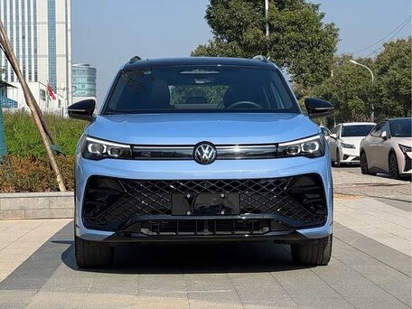 2025 Volkswagen Tiguan L Pro III (China Market), голубой, 4330000 рублей, вид 2