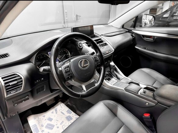 2020 Lexus NX 200 I Рестайлинг, чёрный, 5000000 рублей - вид 6