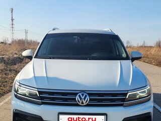 2019 Volkswagen Tiguan II, белый, 2890000 рублей, вид 2