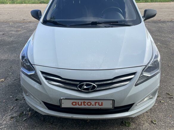 2016 Hyundai Solaris I Рестайлинг, белый, 1050000 рублей - вид 2