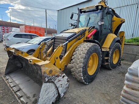 2015 Caterpillar 444, 10000000 рублей, вид 1