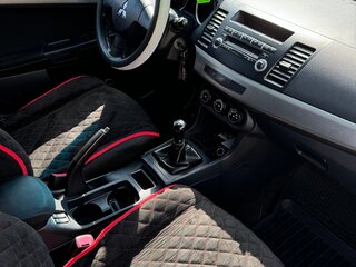 2007 Mitsubishi Lancer X, красный, 790000 рублей, вид 3