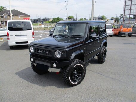 Suzuki Jimny IV
