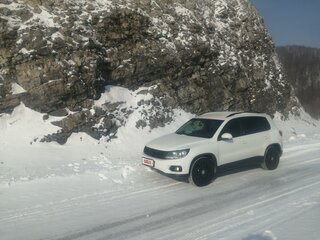 2014 Volkswagen Tiguan I Рестайлинг, белый, 1850000 рублей, вид 4