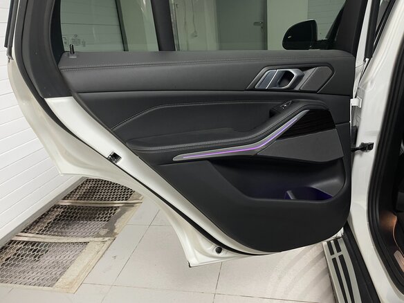 2023 BMW X5 40i IV (G05/G18) Рестайлинг, белый, 14300000 рублей - вид 11