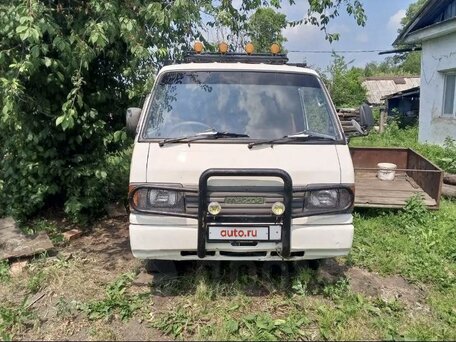 1996 Mazda Bongo, белый, 750000 рублей, вид 1