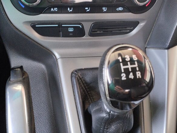 2013 Ford Focus III, белый, 850000 рублей - вид 9