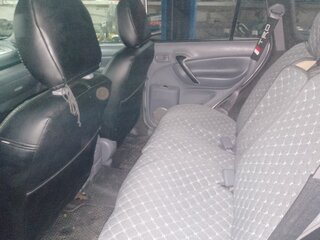 2001 Toyota RAV4 II (XA20), белый, 800000 рублей, вид 2