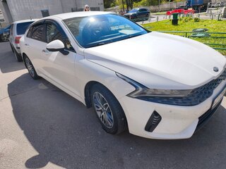 2020 Kia K5 III, белый, 2500000 рублей, вид 2