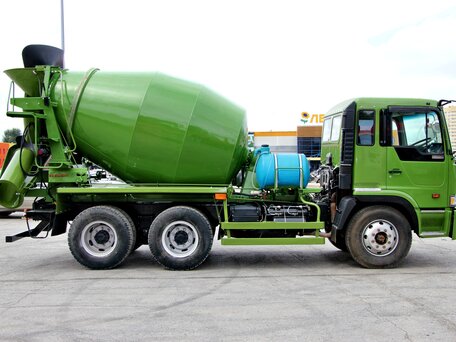 1990 Hino Бетоносмеситель, зелёный, 4360000 рублей, вид 2