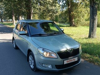 2011 Skoda Fabia II Рестайлинг, зелёный, 665000 рублей, вид 1