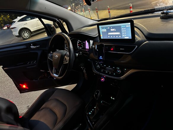 2024 JAC JS3, чёрный, 1700000 рублей - вид 5