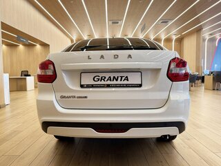 2026 Lada (ВАЗ) Granta I Рестайлинг, белый, 1324000 рублей, вид 5