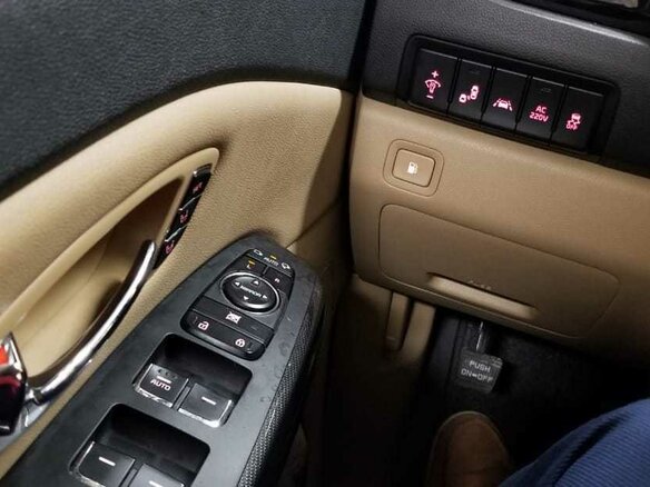 2017 Kia Carnival III, белый - вид 12