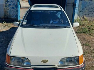 1989 Ford Sierra I Рестайлинг, белый, 220000 рублей, вид 1