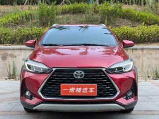 2022 Toyota Yaris L X XP150 Рестайлинг, красный, 1110000 рублей, вид 2