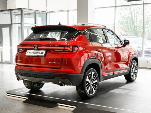 2025 Changan CS35 Plus I Рестайлинг, красный, 2839900 рублей - вид 4