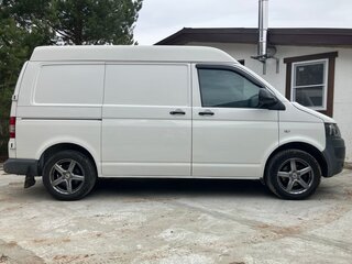 2012 Volkswagen Transporter T5 Рестайлинг, белый, 1890000 рублей, вид 3