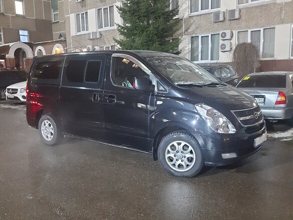 2012 Hyundai Grand Starex, чёрный, 1999999 рублей - вид 1