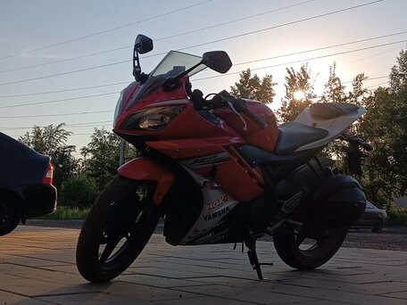 2011 Yamaha YZF-R15, красный, 200000 рублей, вид 2