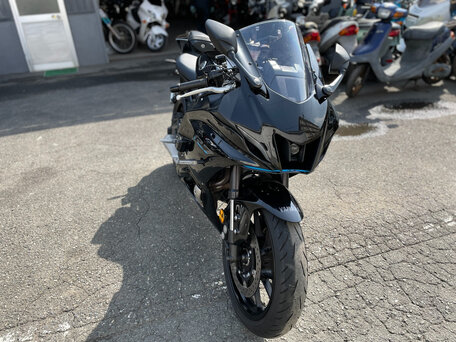 2023 Yamaha YZF-R7, чёрный, 1100000 рублей, вид 4