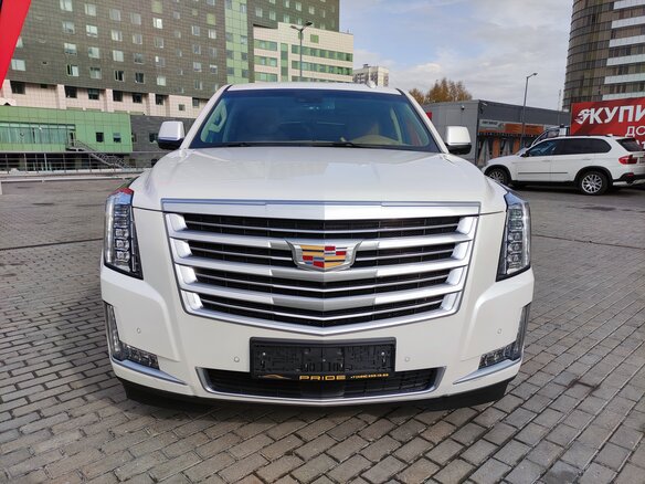 2016 Cadillac Escalade ESV IV, белый - вид 1