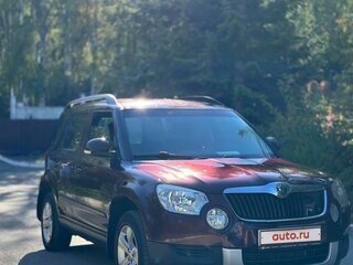 2011 Skoda Yeti I, пурпурный, 799000 рублей, вид 3