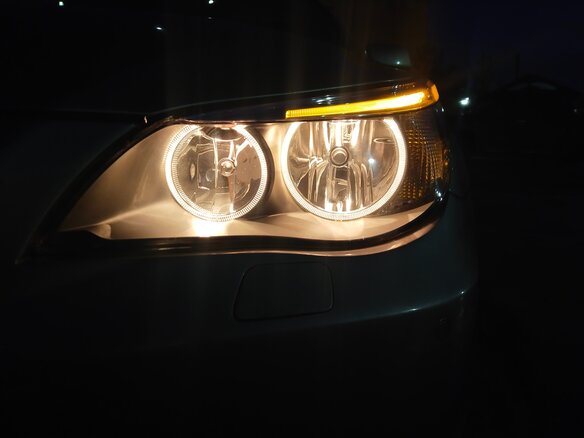 2005 BMW 5 серии 523i V (E60/E61), серый, 925000 рублей - вид 2