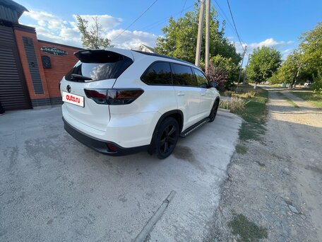 2015 Toyota Highlander III (XU50), белый, 2700000 рублей, вид 4