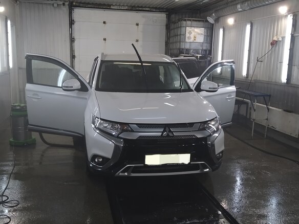 2019 Mitsubishi Outlander III Рестайлинг 3, белый - вид 1