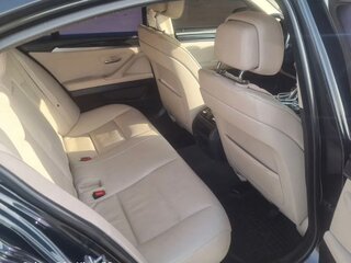 2012 BMW 5 серии 528i xDrive VI (F10/F11/F07), чёрный, 2500000 рублей, вид 1
