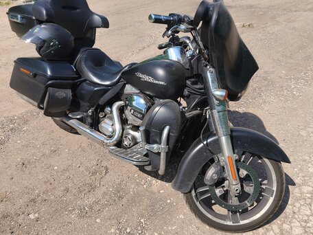 2014 Harley-Davidson Street Glide, чёрный, 990000 рублей, вид 1