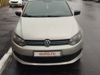 2013 Volkswagen Polo V, бежевый, 650000 рублей, вид 2