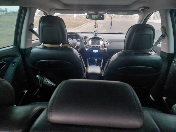 2013 Hyundai ix35 I Рестайлинг, чёрный, 1699000 рублей - вид 9