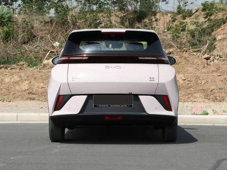 2026 BYD Seagull 38.88 kWh I, серебристый, 2070000 рублей, вид 2