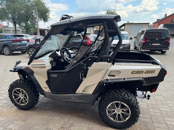 2012 BRP Can-Am Commander 1000, белый, 1450000 рублей - вид 7