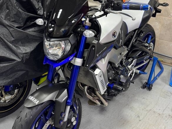 2015 Yamaha MT-09 (FZ-09), синий, 800000 рублей - вид 17