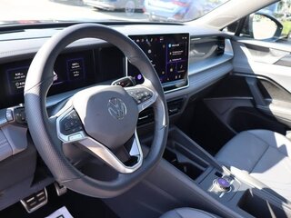 2025 Volkswagen Tiguan III (NA Market), чёрный, 5003747 рублей, вид 5