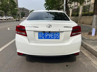 2021 Toyota Yaris L XP150 Рестайлинг, белый, 1120000 рублей, вид 5