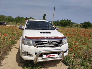 2012 Toyota Hilux VII Рестайлинг, белый, 1950000 рублей, вид 1