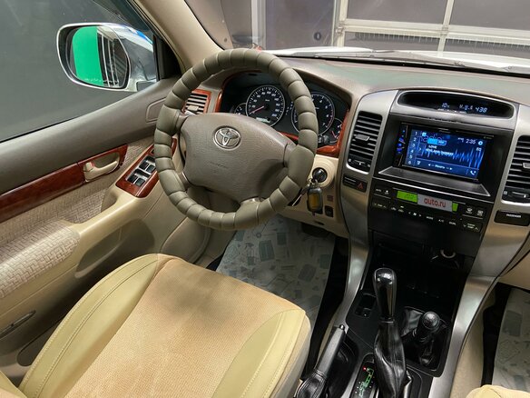 2007 Toyota Land Cruiser Prado 120 Series, белый, 2657777 рублей - вид 7